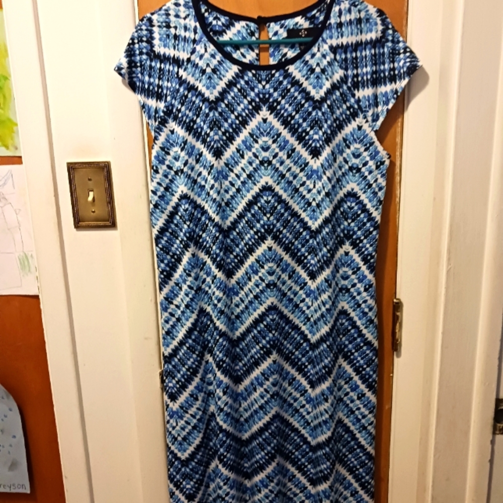Women's  dress by RONNI.